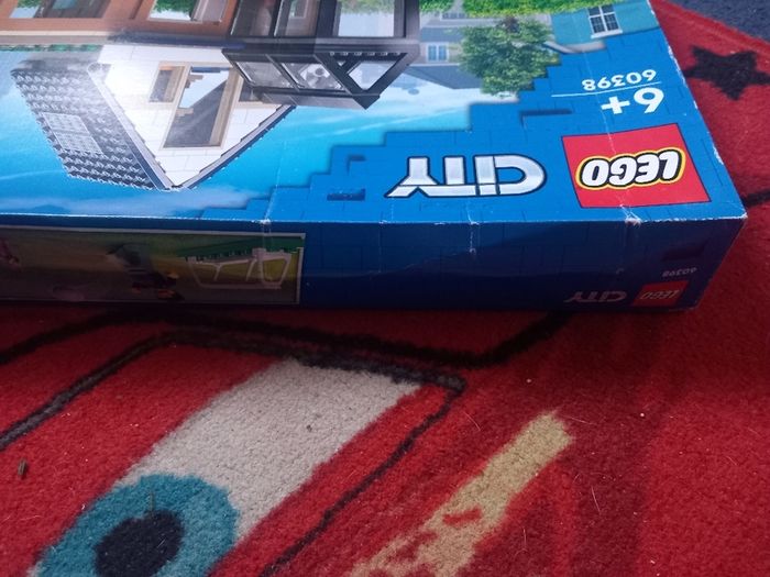 6x Brand New Sealed LEGO Bundle ( Includes Retired Sets )