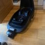 Maxi Cosi Pebble Plus car seat and isofix base Image 3