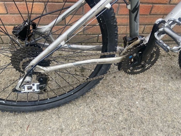 26 Inch Speczilzed Hardrock mountain bike