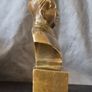 Small vintage bronze bust of chairman mao Image 3
