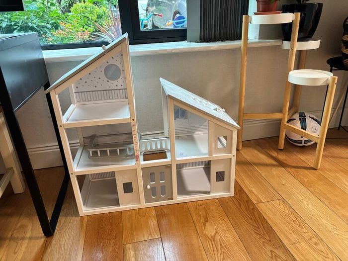 doll house