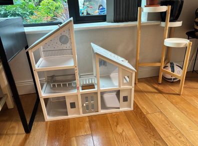 doll house