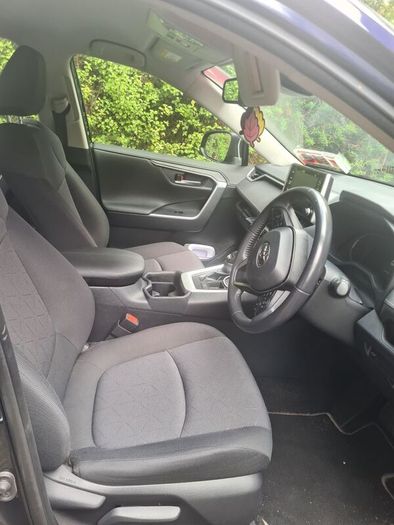 2020 Toyota RAV 4 Excellent condition ( 86'000KM)