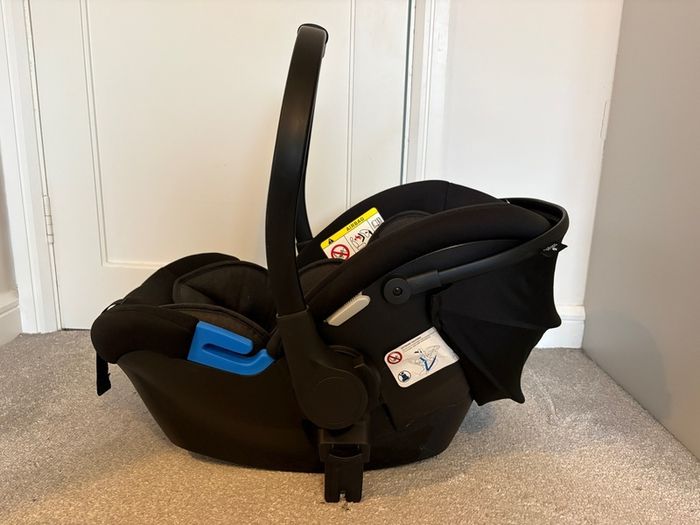 Babylo baby car seat