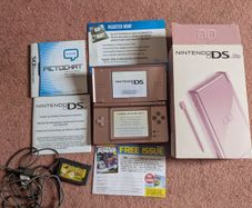 Nintendo DS Lite Metallic Pink CIB (Boxed) + R4 Card & Charger