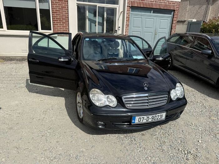Mercedes-Benz C-Class 2007