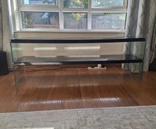 Glass tv unit