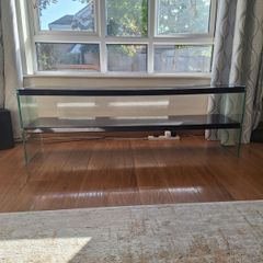 Glass tv unit