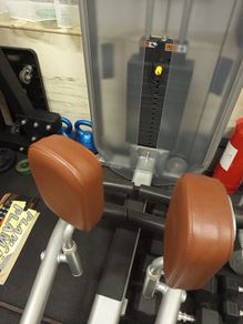 Adductor and abductor machine