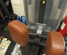 Adductor and abductor machine