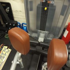 Adductor and abductor machine
