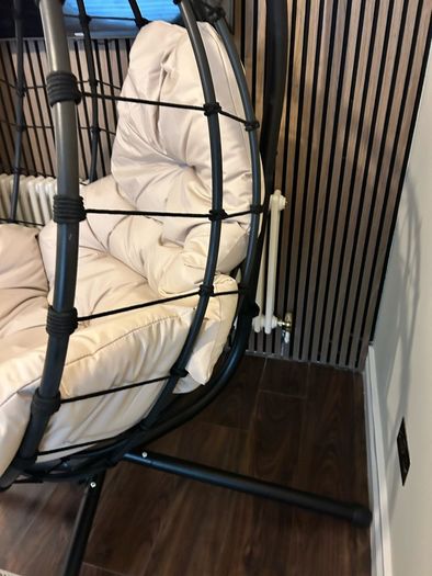 Egg chair