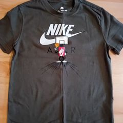 Nike TShirt Size M (10-12 yrs)