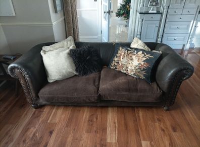 Tetrad sofa
