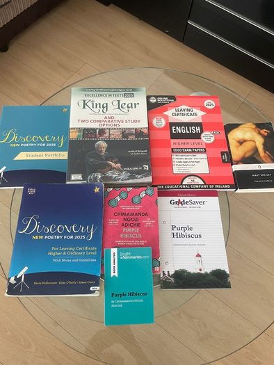 English books and notes from Institute of Education