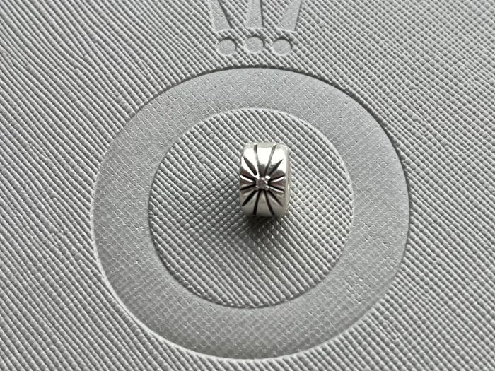 Pandora Firework charm with Diamond