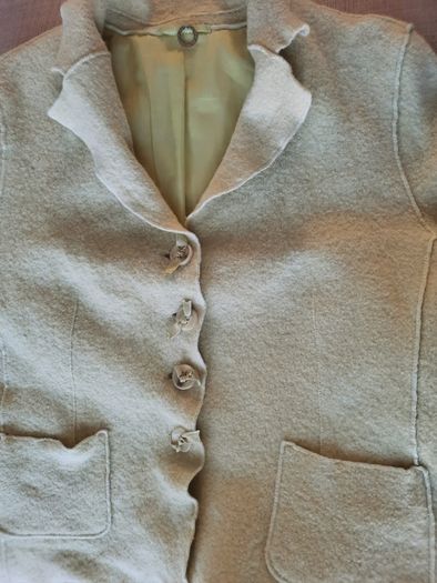 100% Boiled Wool jacket UK 16 in very good condition with no issues see last photos for exact measurements FREE STANDARD POSTAGE INCLUDED