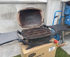 Weber Q2000 Gas BBQ