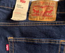 Levis 502 Jeans