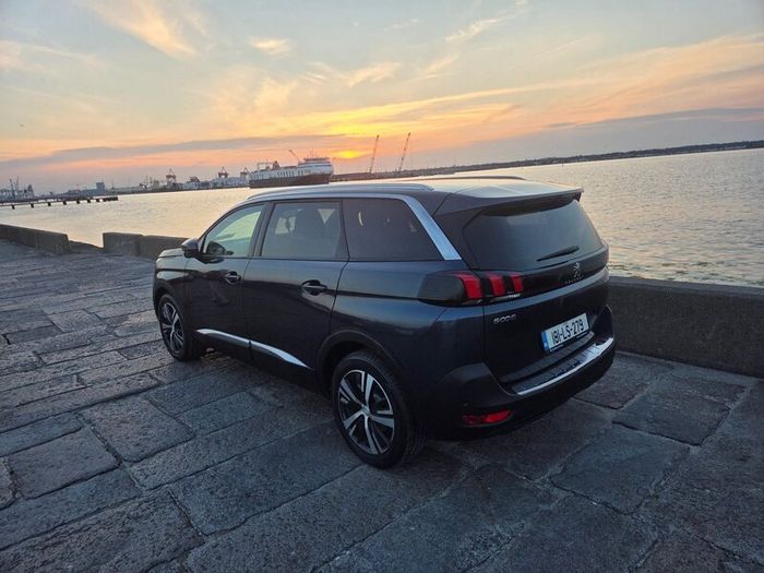 Peugeot 5008 Allure 2018