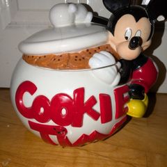 Mickey Mouse cookie jar (read description below)