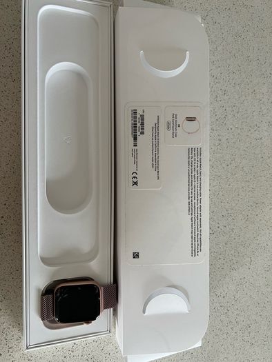Apple Watch SE