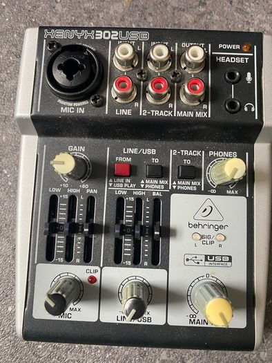 Behringer Xenyx 302USB Small Audio Mixer USB 302 5 Input Two Channel Stereo