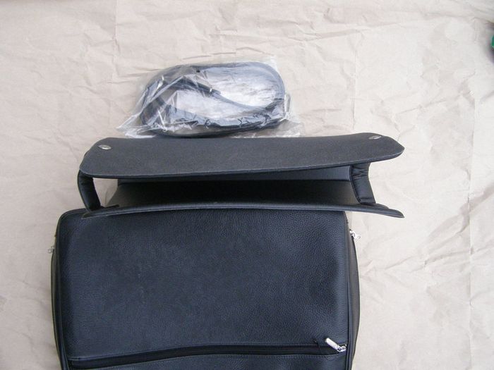 Texier Leather Briefcase/Laptop Case