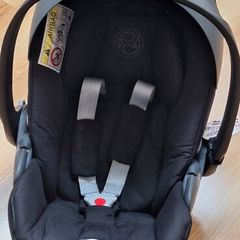Cybex Cloud Z i-Size Infant Car Seat