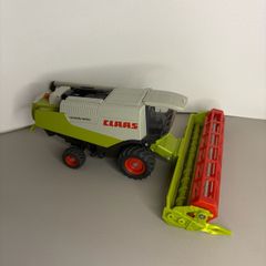 Siku Claas Lexion 600 Combine Harvester 1991 1:50 Scale - Farm Machinery Toy Model