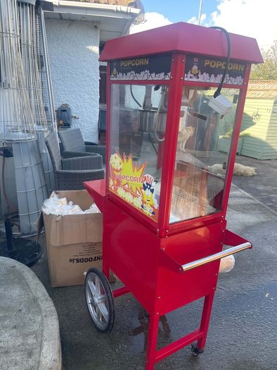 popcorn machine
