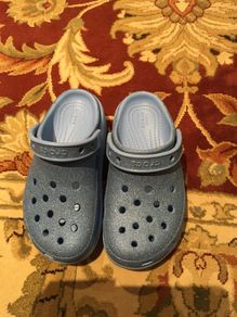 Crocs Shoes size EU-33.5  UK-2