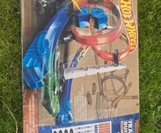 Hot wheels Track Builder