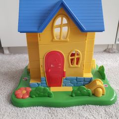Doc McStuffins Clinic Doll House