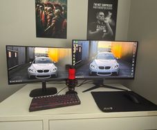 GAMING PC AND SET UP-Rtx 3070/Ryzen5 5600G/ 32gb ram/512gb ssd/2tb hdd