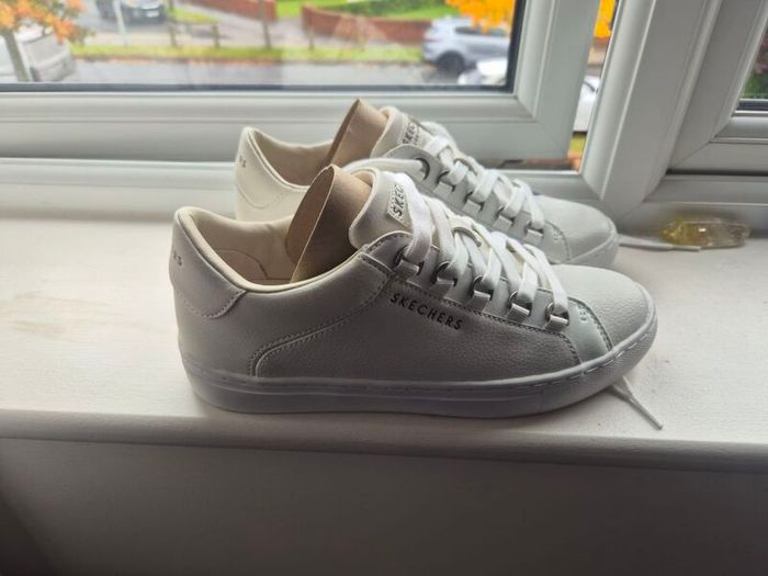 size 5 sketchers trainers brand new
