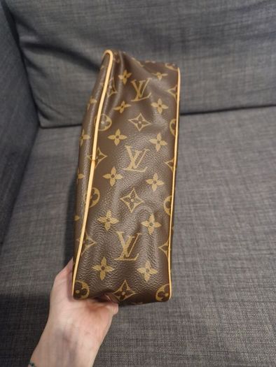 Louis Vuitton wash bag