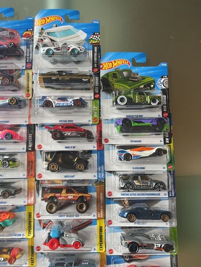45 Hot wheels 2025-2026