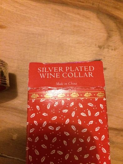 Wine collar