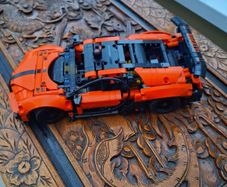 42222 LEGO Technic Bugatti Chiron Pur Sport Hypercar