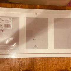 11 IKEA photo frames