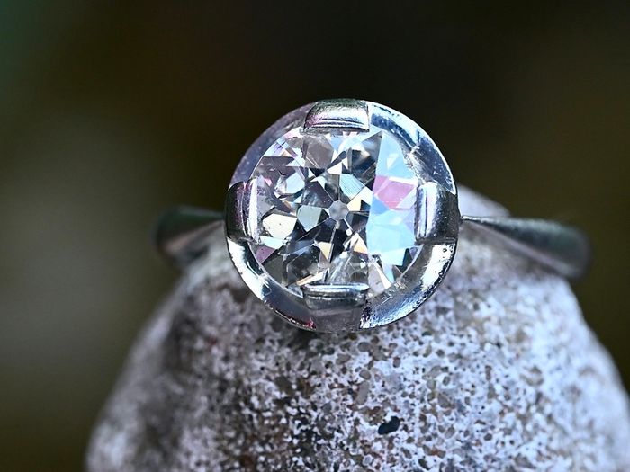 Large Art Deco 1.8ct Diamond Solitaire Ring - Platinum