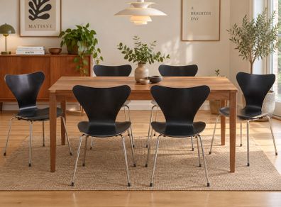 Set of six vintage 1972 Fritz Hansen Series 7 chairs by Arne Jacobsen