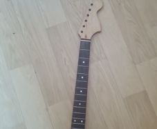 Strat neck