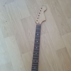 Strat neck