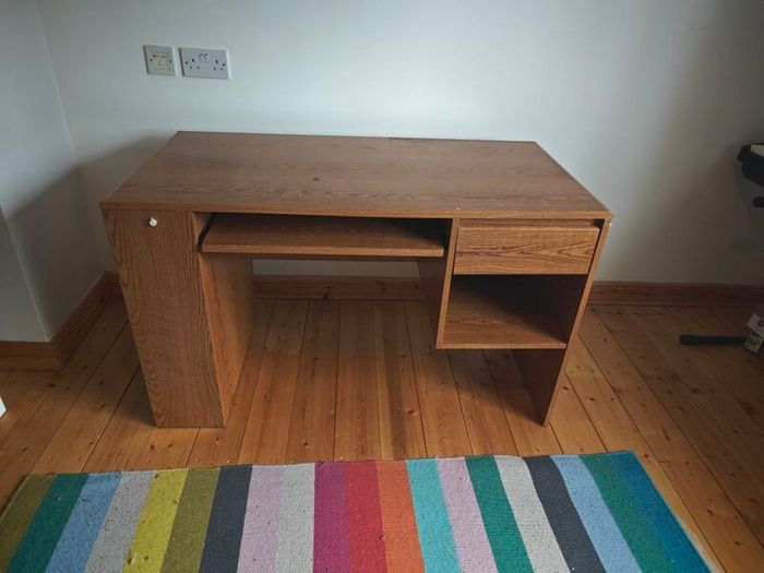 desk