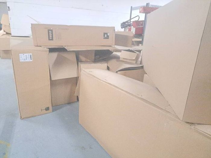 400kg of very clean cardboard