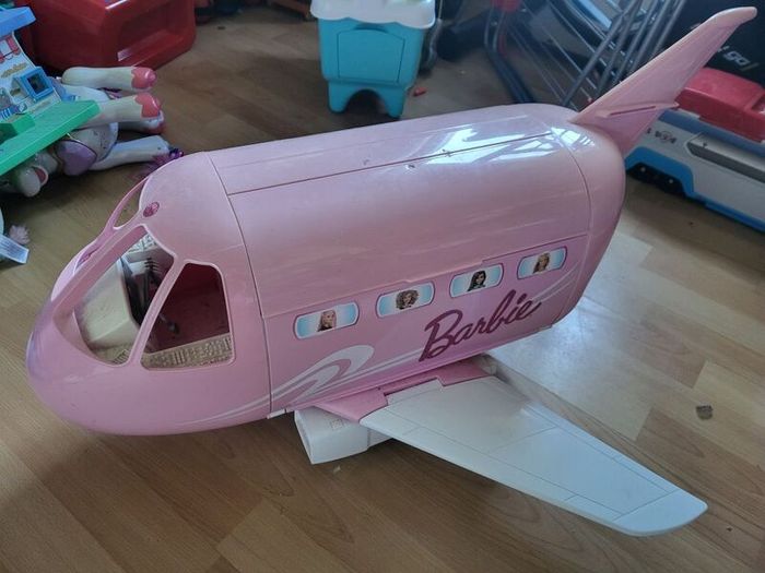 barbie airplane