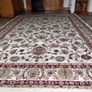 This is a Tabriz brand rug, specifically the Bergama design in ivory. 330x220 cm Image 10