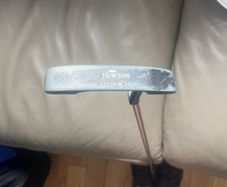 Howson / Rowson-style heel-shafted blade putter.